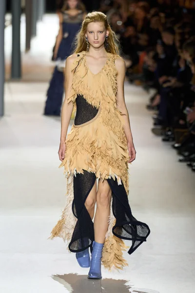 Look 58